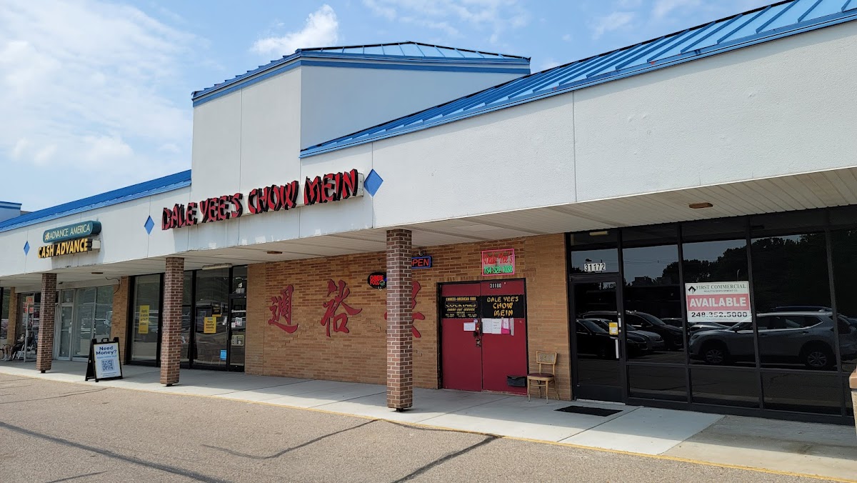 Dale Yee's Chow Mein Photos 2